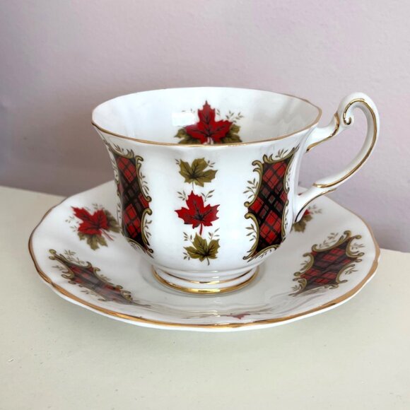 Vintage Teacup and Saucer, Royal Adderley, Maple Leaf Tartan, Made in England - Picture 2 of 4
